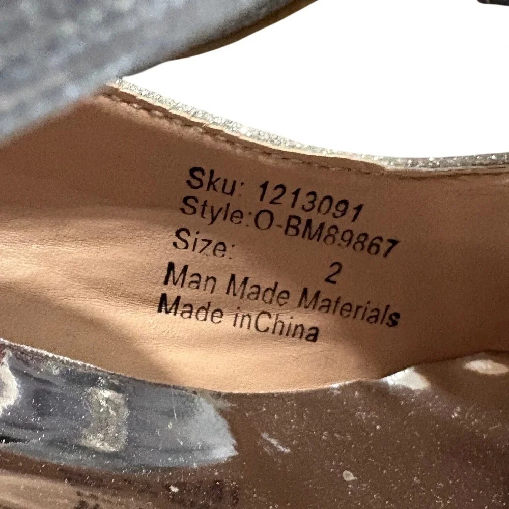 Badgley Mischka Girls Silver Glitter Mary Jane Bow Heels O-BM89867 Size 2